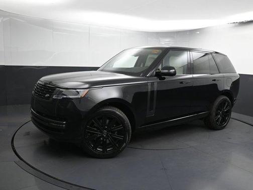 2025 Land Rover Range Rover P550e SE