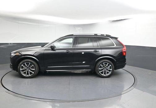 2018 Volvo XC90 T6 Momentum