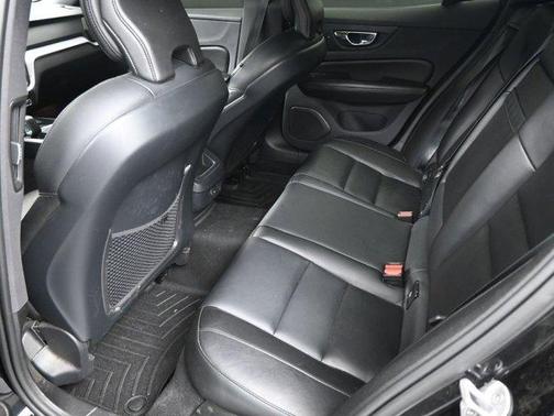 2023 Volvo S60 B5 Plus Black Edition