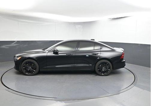2023 Volvo S60 B5 Plus Black Edition