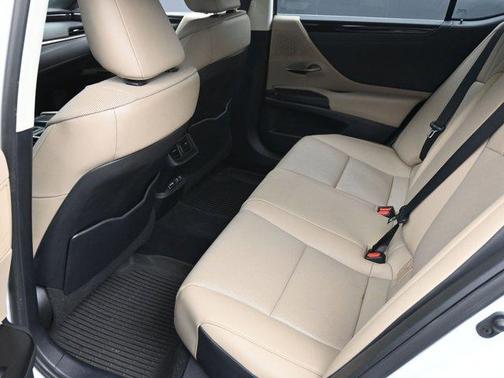 2021 Lexus ES 350 Base