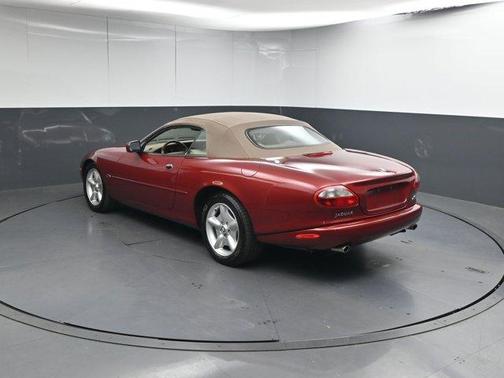 1998 Jaguar XK8 