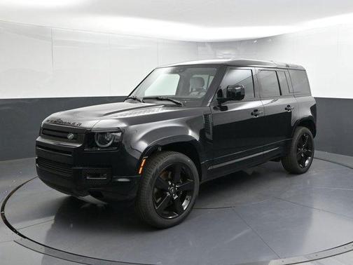 2025 Land Rover Defender P525 V8
