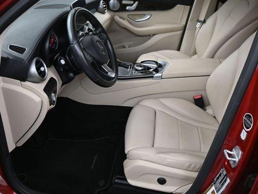 2016 Mercedes-Benz GLC-Class GLC 300 4MATIC