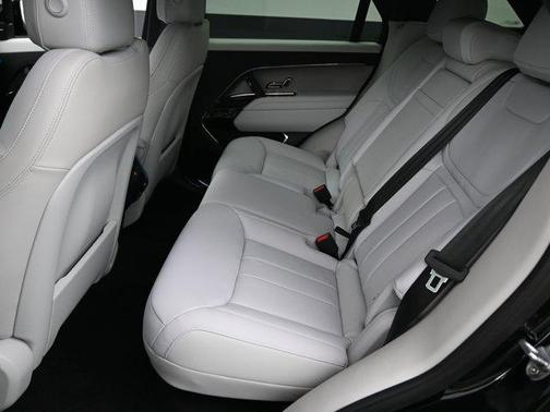 2025 Land Rover Range Rover Sport P360 S