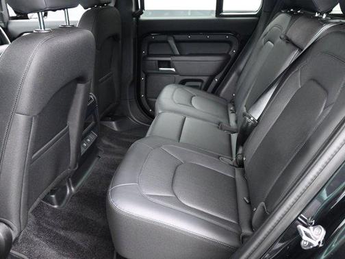 2025 Land Rover Defender P300