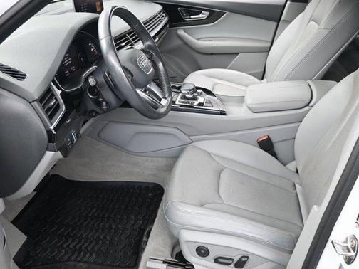 2017 Audi Q7 2.0T Premium Plus