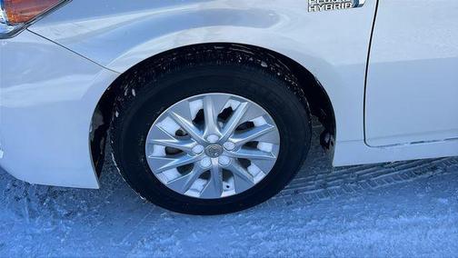 2014 Toyota Prius Plug-in Base