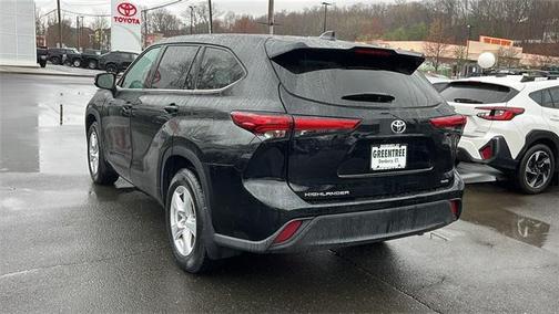 2022 Toyota Highlander L
