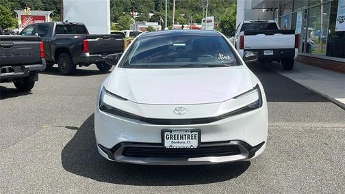 2025 Toyota Prius XLE
