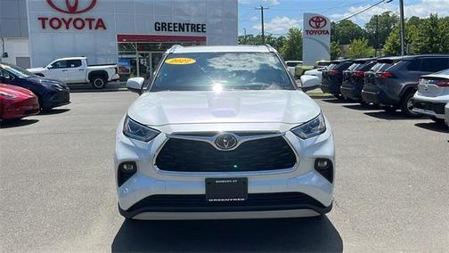2022 Toyota Highlander Platinum