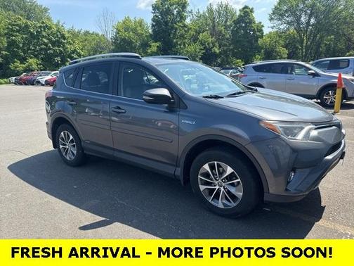 2016 Toyota RAV4 Hybrid XLE