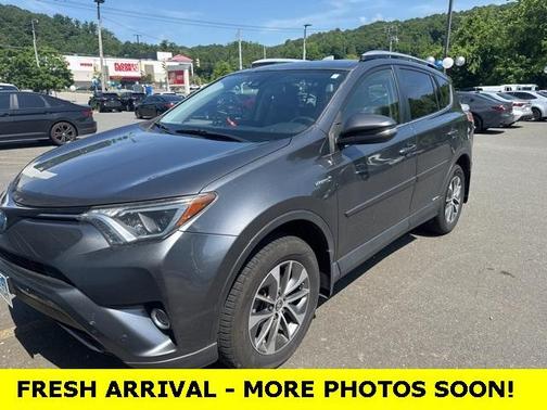 2016 Toyota RAV4 Hybrid XLE