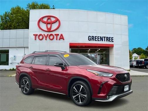 2022 Toyota Highlander XSE