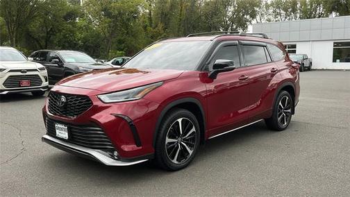 2022 Toyota Highlander XSE