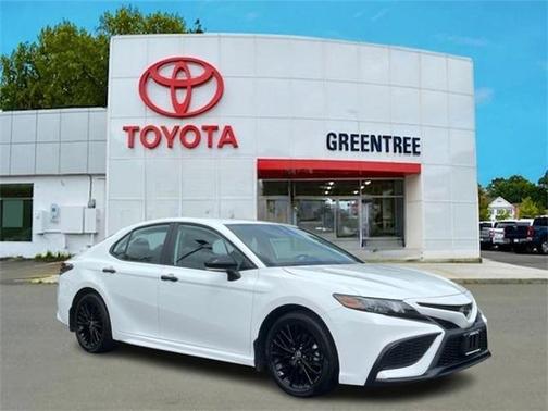 2022 Toyota Camry SE Nightshade