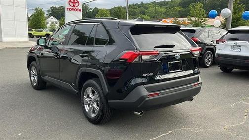 2024 Toyota RAV4 Hybrid LE