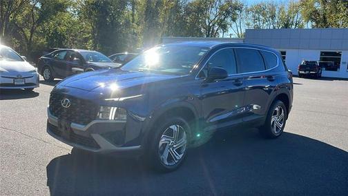 2022 Hyundai SANTA FE SE