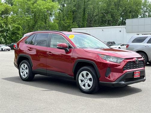 2020 Toyota RAV4 LE