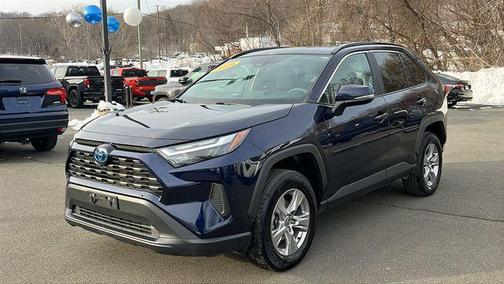 2024 Toyota RAV4 Hybrid XLE