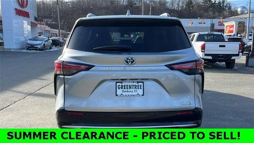 2021 Toyota Sienna Limited