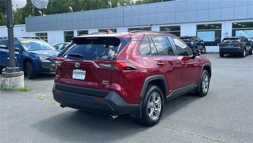 2023 Toyota RAV4 Hybrid XLE