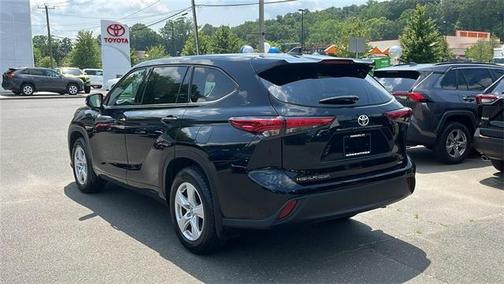 2022 Toyota Highlander L