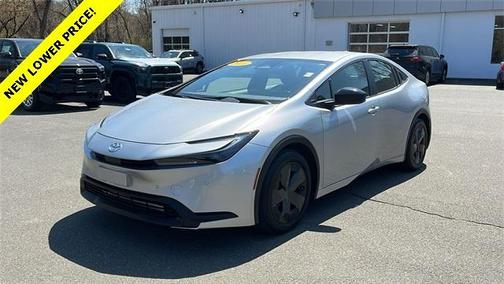 2023 Toyota Prius LE