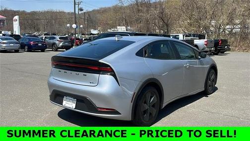 2023 Toyota Prius LE