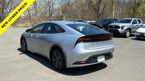 2023 Toyota Prius LE