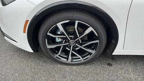 2025 Toyota Prius Plug-In Hybrid XSE Premium