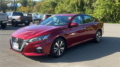2020 Nissan Altima 2.5 SV