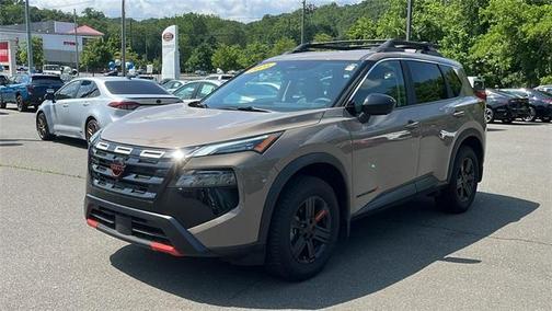2025 Nissan Rogue Rock Creek