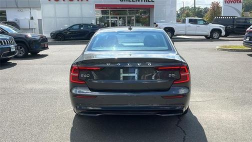 2025 Volvo S60 B5 Core