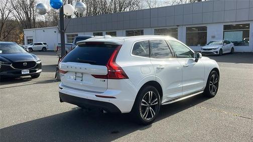 2020 Volvo XC60 T5 Momentum