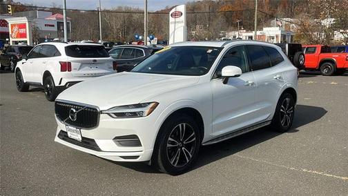 2020 Volvo XC60 T5 Momentum