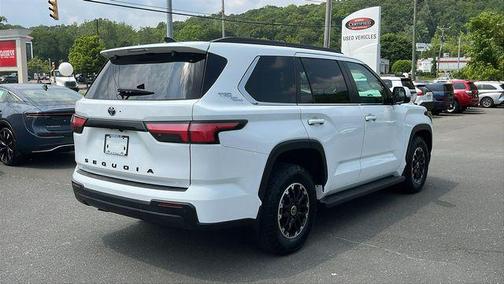 2024 Toyota Sequoia SR5