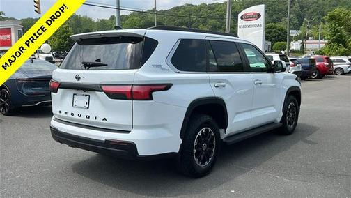 2024 Toyota Sequoia SR5