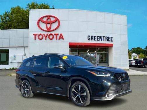 2022 Toyota Highlander XSE