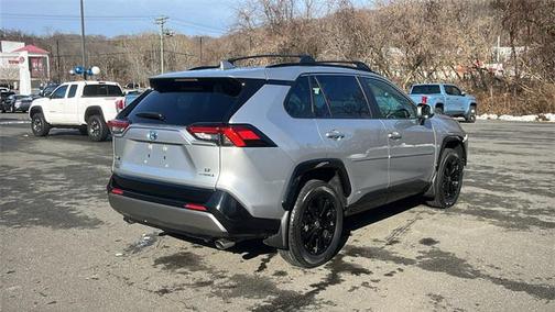 2024 Toyota RAV4 Hybrid SE