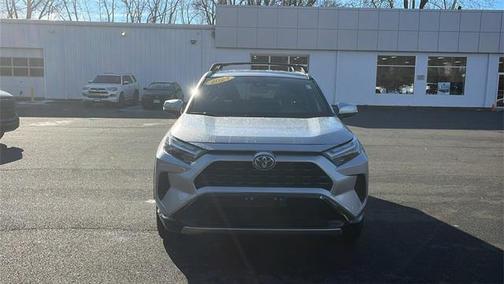 2024 Toyota RAV4 Hybrid SE