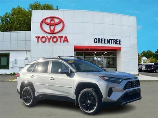 2024 Toyota RAV4 Hybrid SE