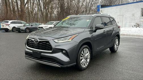 2024 Toyota Highlander Platinum