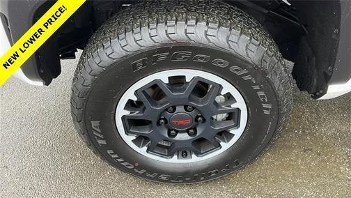 2024 Toyota Tacoma TRD Off Road