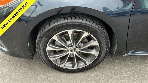 2017 Toyota Avalon XLE Premium