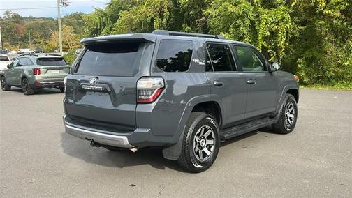 2024 Toyota 4Runner TRD Off Road