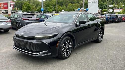 2025 Toyota Crown XLE
