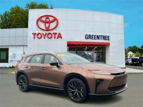 2025 Toyota Crown Signia LIMITED