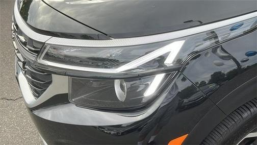 2025 Kia Seltos EX