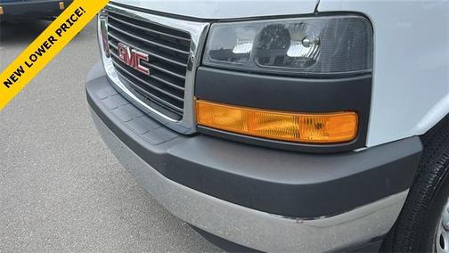 2023 GMC Savana 2500 Work Van